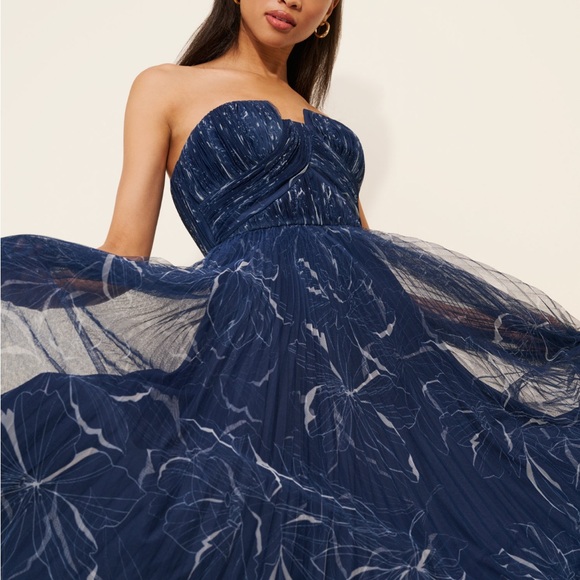 Hutch Corene Dress - Picture 2 of 13